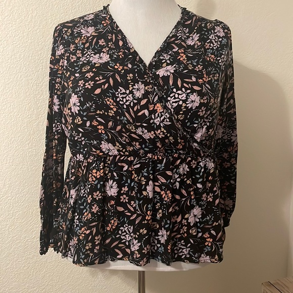 Floral Blouse - Picture 1 of 6